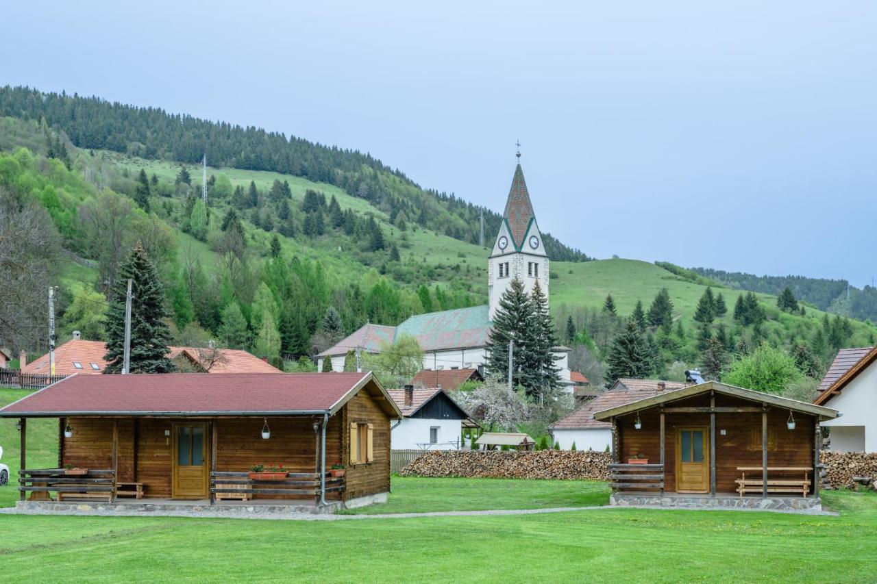 Biotour Camping & Restaurant Ghimeş-Făget Eksteriør billede