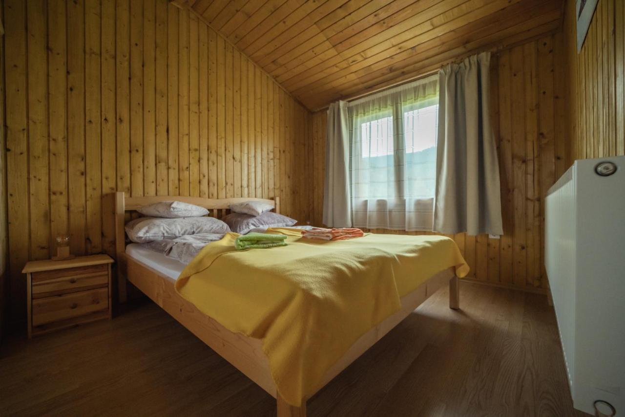 Biotour Camping & Restaurant Ghimeş-Făget Eksteriør billede