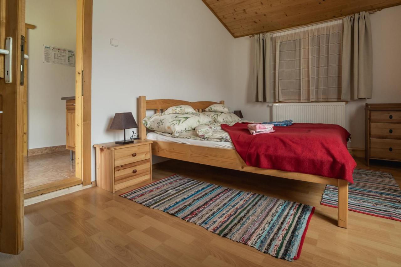 Biotour Camping & Restaurant Ghimeş-Făget Eksteriør billede