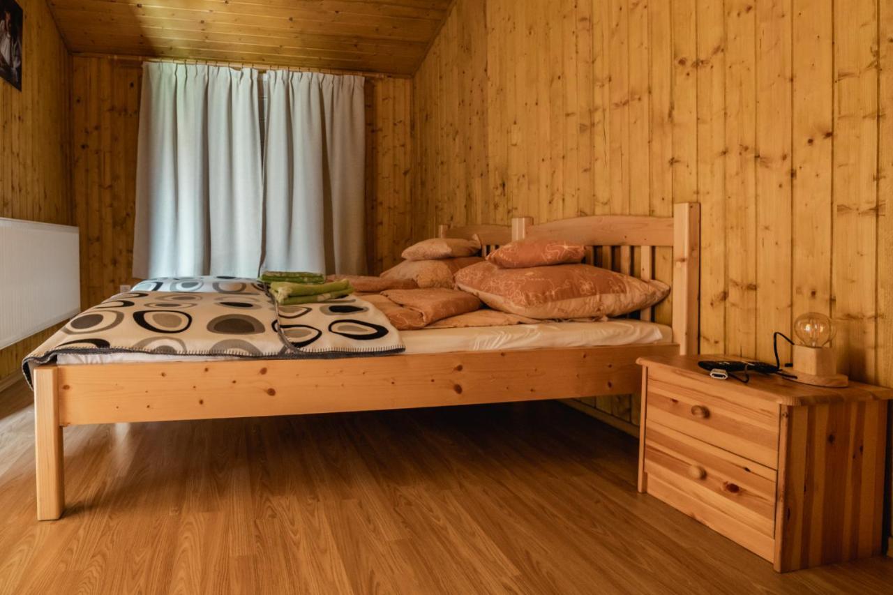 Biotour Camping & Restaurant Ghimeş-Făget Eksteriør billede