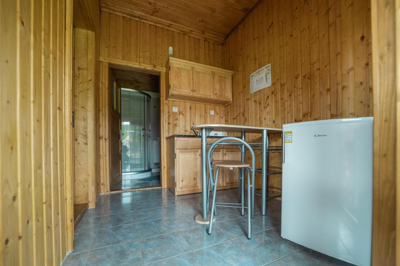 Biotour Camping & Restaurant Ghimeş-Făget Eksteriør billede