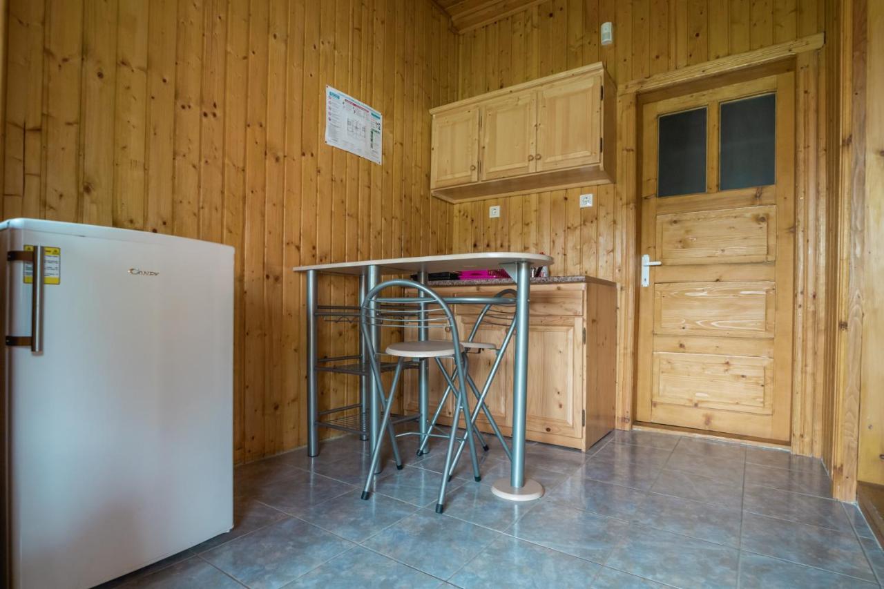 Biotour Camping & Restaurant Ghimeş-Făget Eksteriør billede